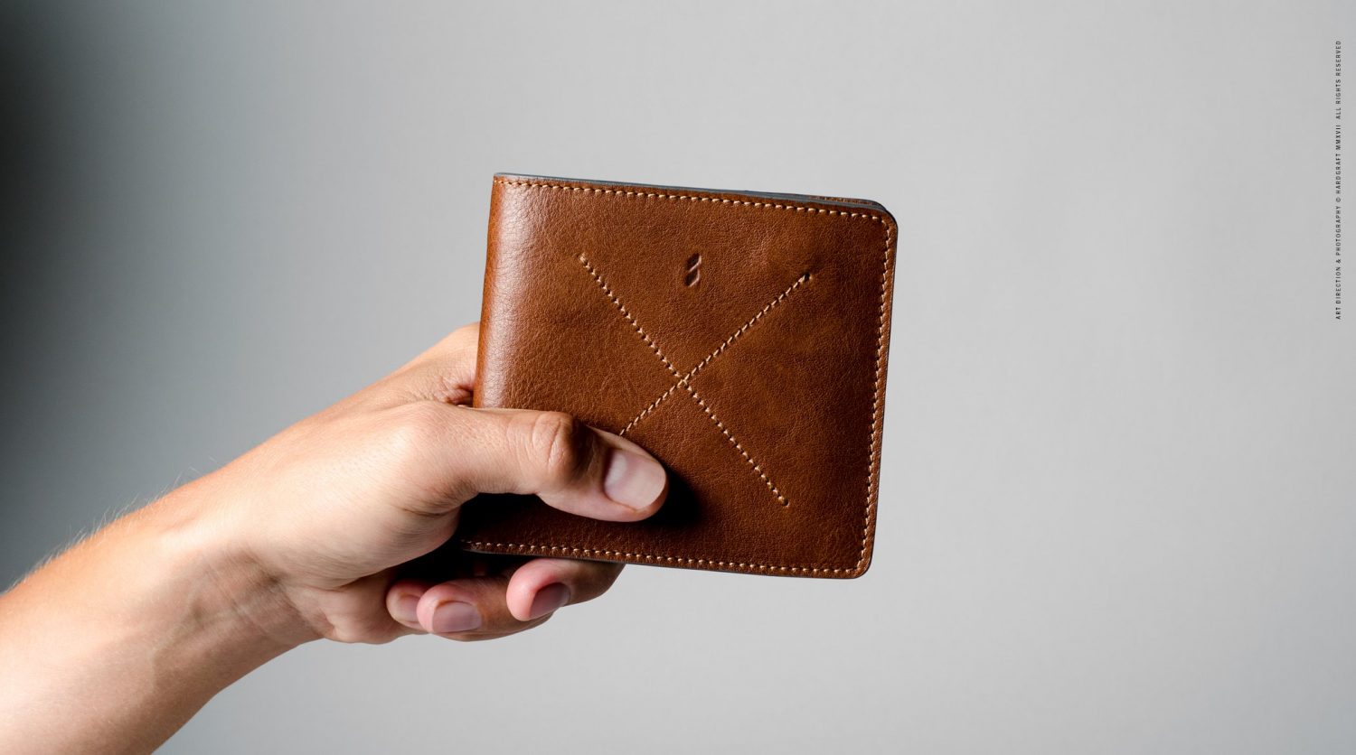 5 Of The Best Men’s Leather Wallets | The Gents Gift Guide